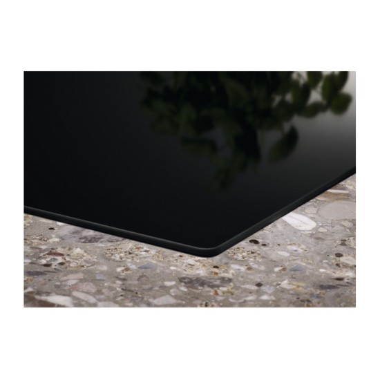 Варочна поверхня Electrolux LIT30230C Варочна поверхня Electrolux LIT30230C