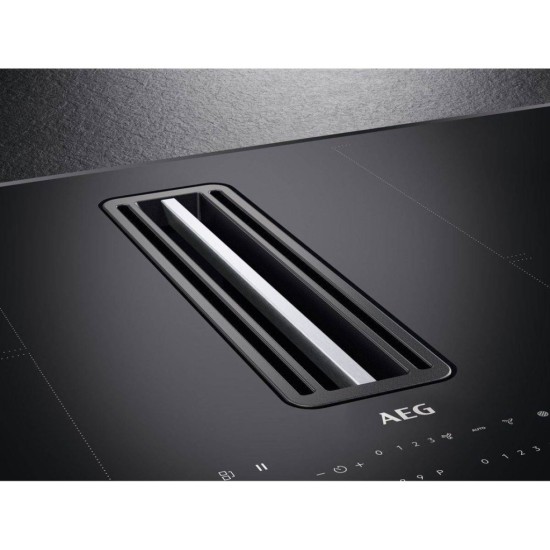 Варочная поверхность AEG CCE84779FB Варочная поверхность AEG CCE84779FB