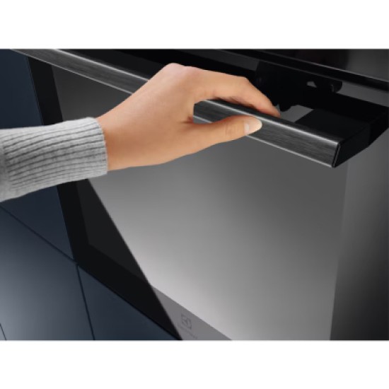 Духова шафа Electrolux EOC8P39WZ Духова шафа Electrolux EOC8P39WZ