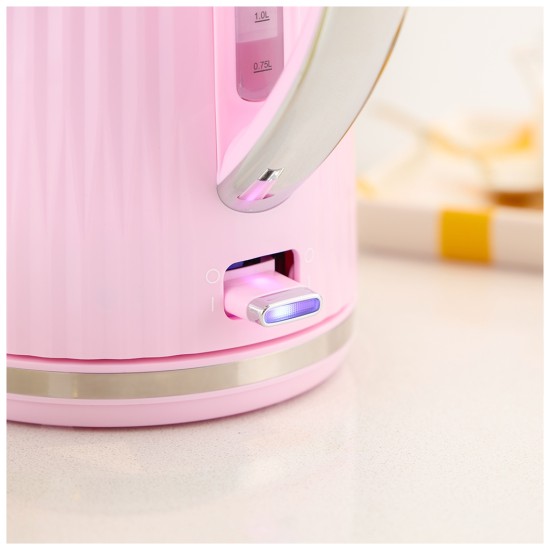 Електрочайник Russell Hobbs 27362-70 Електрочайник Russell Hobbs 27362-70