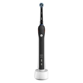 Электрическая зубная щетка Oral-B PRO2 2000 D 501.513.2 BK Cross Action