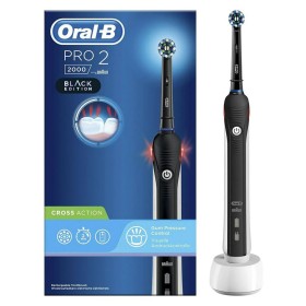 Электрическая зубная щетка Oral-B PRO2 2000 D 501.513.2 BK Cross Action