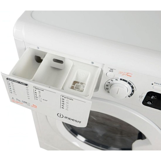 Пральна машина Indesit EWDE 71280 W EU (EWDE71280WEU) Пральна машина Indesit EWDE 71280 W EU (EWDE71280WEU)